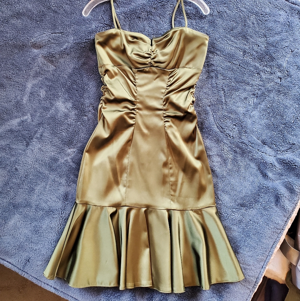 Metallic Green Short Mermaid Dress